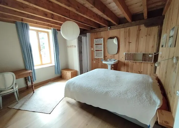 Les Pres Grand Holiday home *